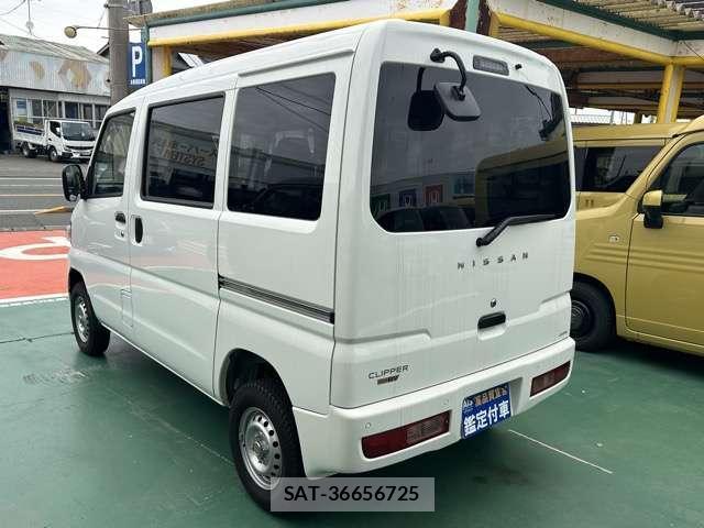 Nissan CLIPPER 2024-09 8010023-14