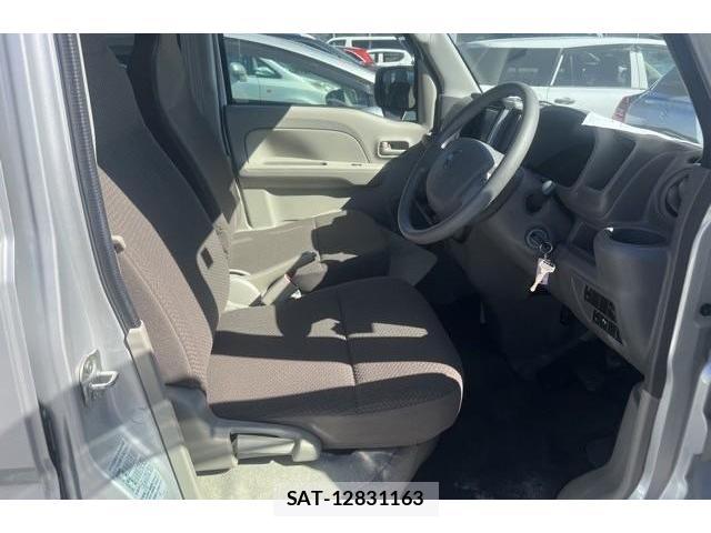 Nissan CLIPPER VAN 2025-07 8004270-3