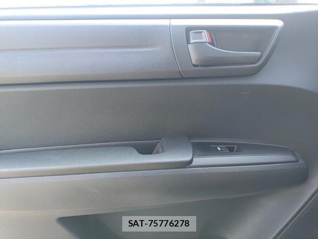 Toyota COROLLA AXIO 2015-07 8005614-12