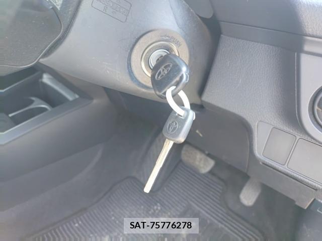 Toyota COROLLA AXIO 2015-07 8005614-14