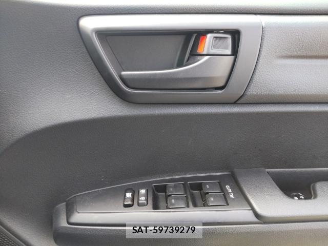 Toyota COROLLA AXIO 2021-07 8005625-13