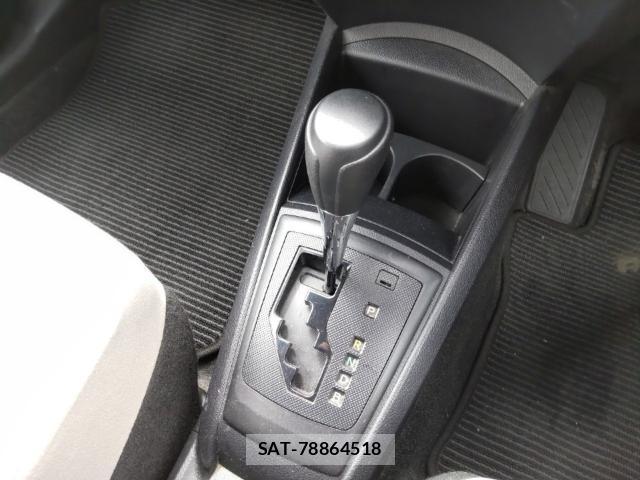 Toyota COROLLA AXIO 2017-06 8012092-11
