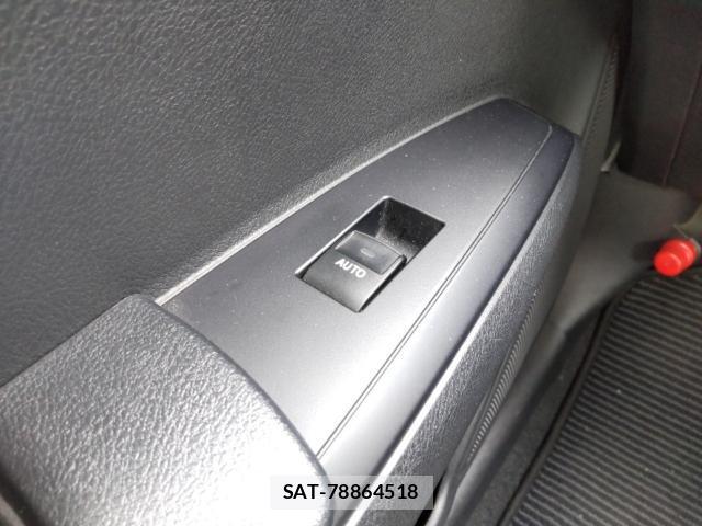 Toyota COROLLA AXIO 2017-06 8012092-12
