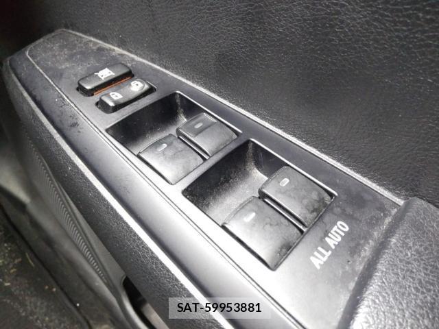 Toyota COROLLA AXIO 2017-06 8012093-13