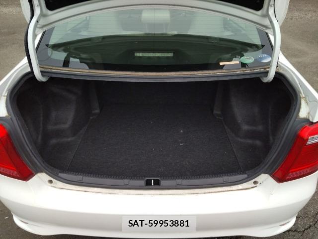 Toyota COROLLA AXIO 2017-06 8012093-7