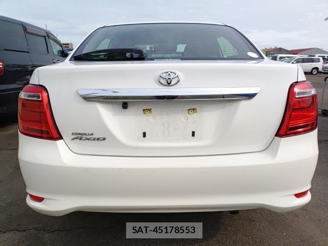Toyota COROLLA AXIO 2021-08 8012107-1