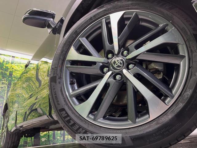 Toyota COROLLA CROSS 2024-12 8004674-12