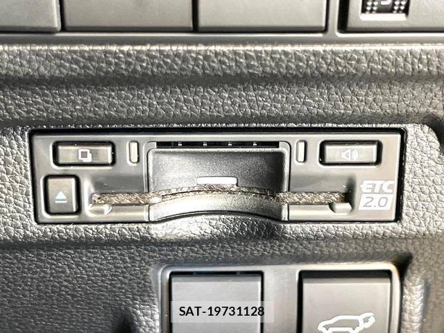 Toyota COROLLA CROSS 2025-06 8008666-5