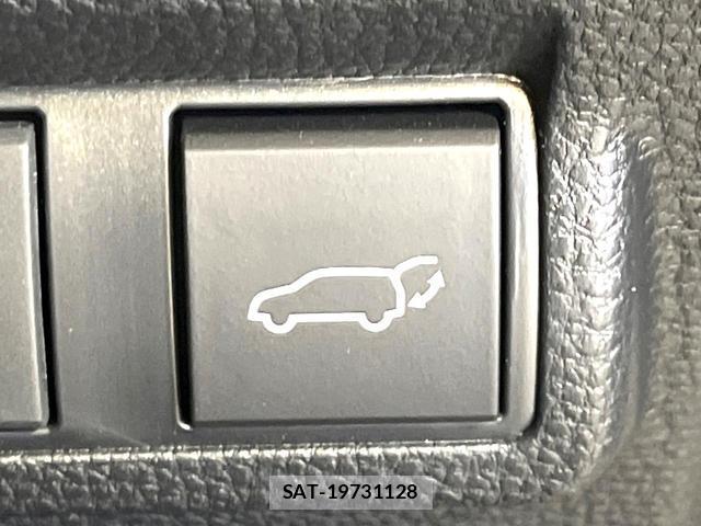 Toyota COROLLA CROSS 2025-06 8008666-7