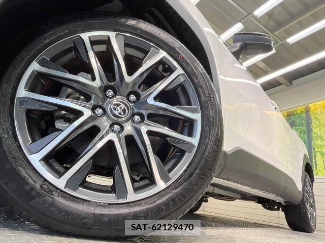 Toyota COROLLA CROSS 2025-11 8011092-12