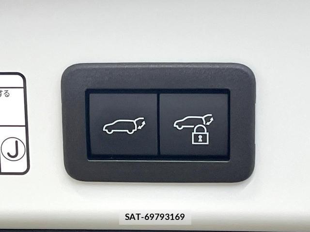 Toyota COROLLA CROSS 2024-04 8011873-6