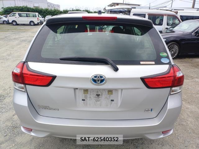 Toyota COROLLA FIELDER 2019-06 8005615-1