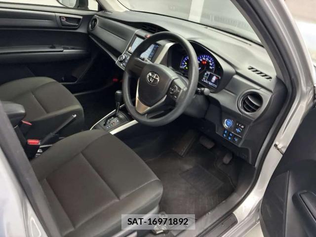 Toyota COROLLA FIELDER 2022-12 8009322-3
