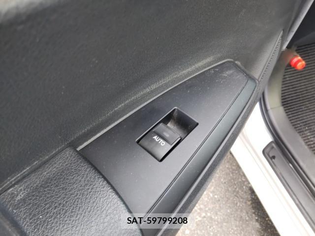 Toyota COROLLA FIELDER 2017-06 8012096-12