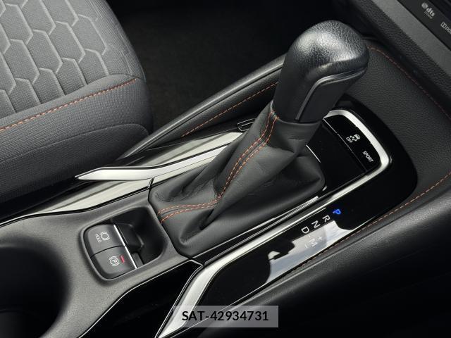 Toyota COROLLA TOURING 2021-06 8007834-8