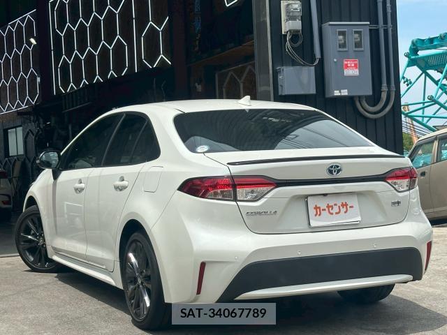 Toyota COROLLA 2021-05 8009799-1