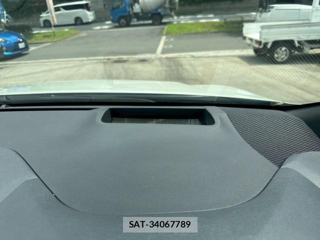 Toyota COROLLA 2021-05 8009799-8