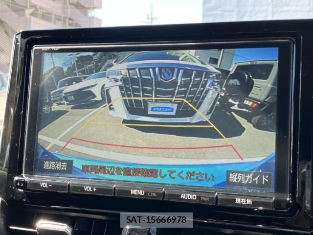 Toyota COROLLA SPORT 2018-06 8003833-11