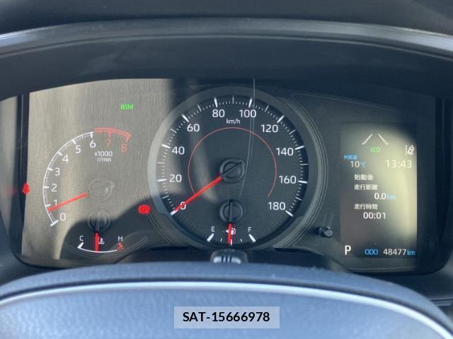 Toyota COROLLA SPORT 2018-06 8003833-12
