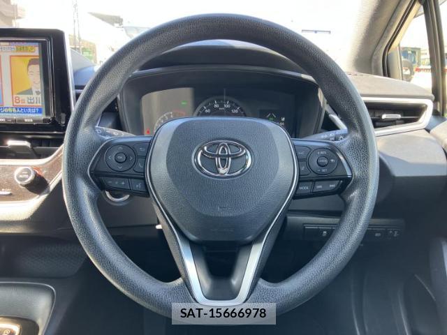 Toyota COROLLA SPORT 2018-06 8003833-13