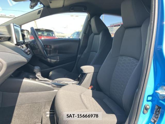 Toyota COROLLA SPORT 2018-06 8003833-5