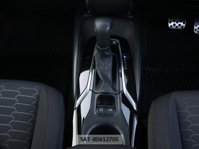 Toyota COROLLA SPORT 2022-12 8004033-15