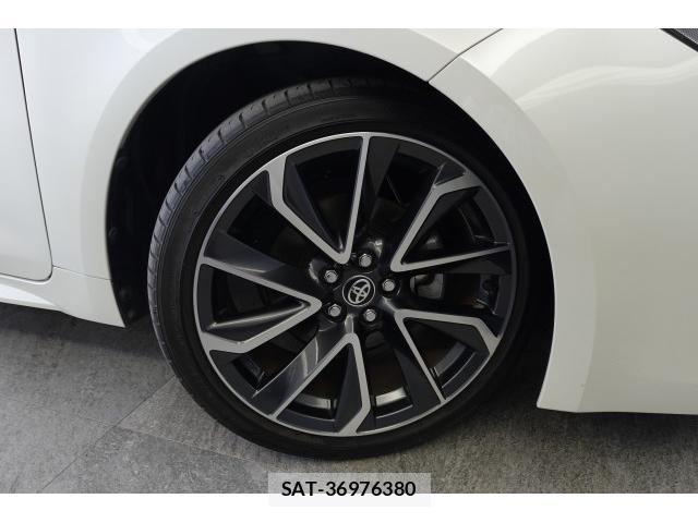 Toyota COROLLA SPORT 2018-11 8004930-8