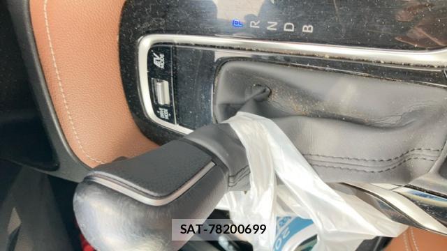 Toyota COROLLA SPORT 2018-09 8005712-17