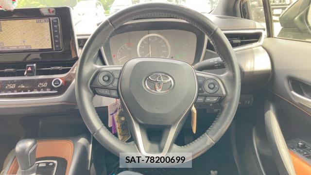 Toyota COROLLA SPORT 2018-09 8005712-8