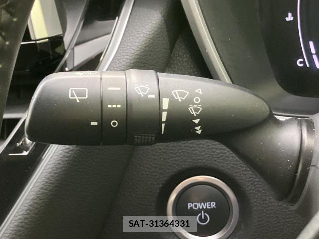 Toyota COROLLA SPORT 2023-04 8005825-16