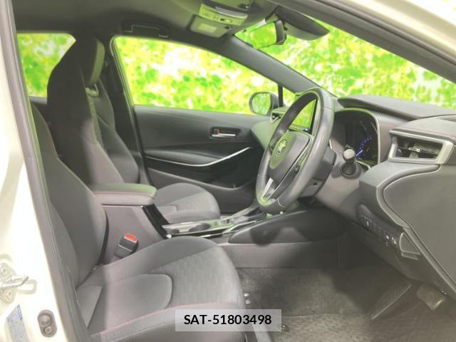 Toyota COROLLA SPORT 2019-08 8005897-3