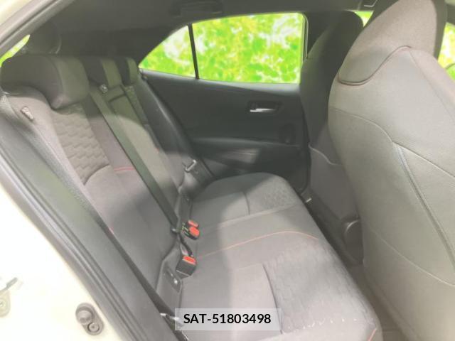 Toyota COROLLA SPORT 2019-08 8005897-4