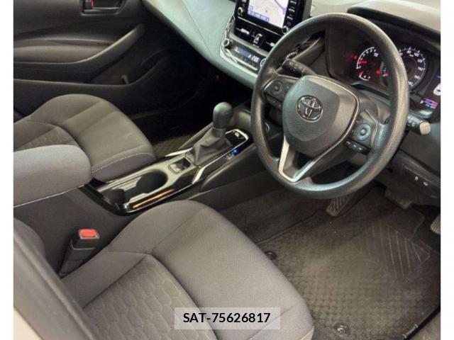 Toyota COROLLA SPORT 2021-02 8008106-2