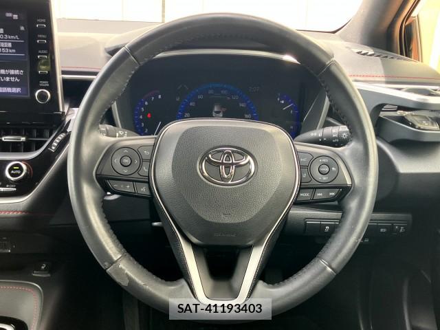Toyota COROLLA SPORT 2020-04 8008774-11