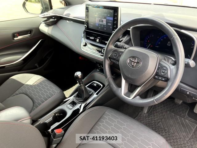 Toyota COROLLA SPORT 2020-04 8008774-17