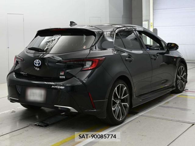 Toyota COROLLA SPORT 2023-02 8009090-11