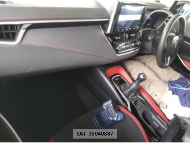 Toyota COROLLA SPORT 2019-08 8009119-2