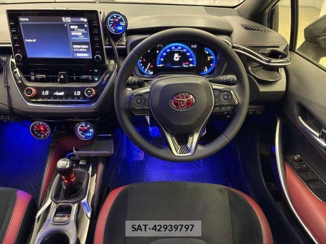 Toyota COROLLA SPORT 2022-05 8009125-2