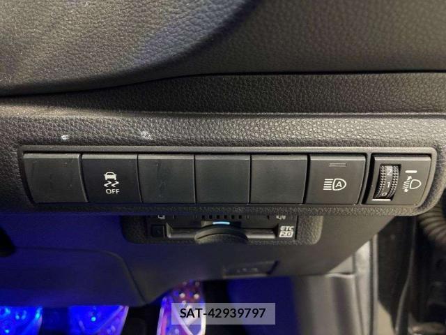 Toyota COROLLA SPORT 2022-05 8009125-5