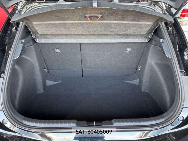 Toyota COROLLA SPORT 2025-04 8009126-7