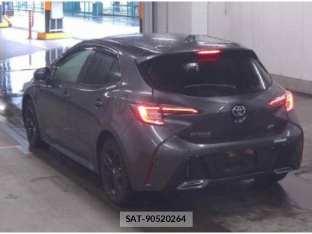 Toyota COROLLA SPORT 2021-07 8009246-1