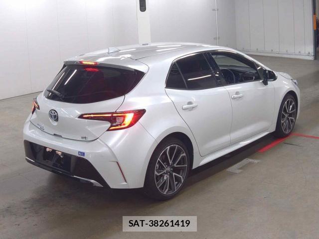 Toyota COROLLA SPORT 2023-06 8009262-1