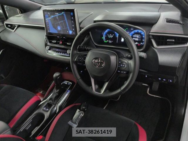 Toyota COROLLA SPORT 2023-06 8009262-2