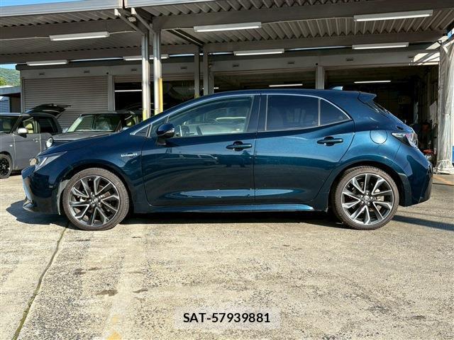 Toyota COROLLA SPORT 2019-08 8009562-11