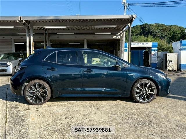 Toyota COROLLA SPORT 2019-08 8009562-15