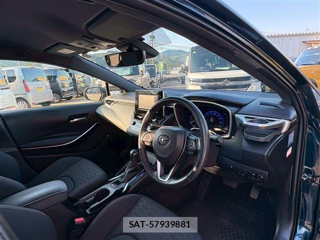 Toyota COROLLA SPORT 2019-08 8009562-17