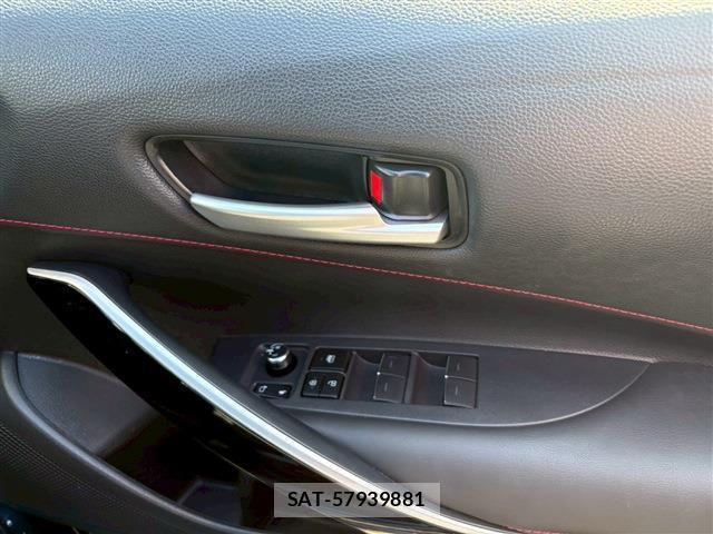 Toyota COROLLA SPORT 2019-08 8009562-18
