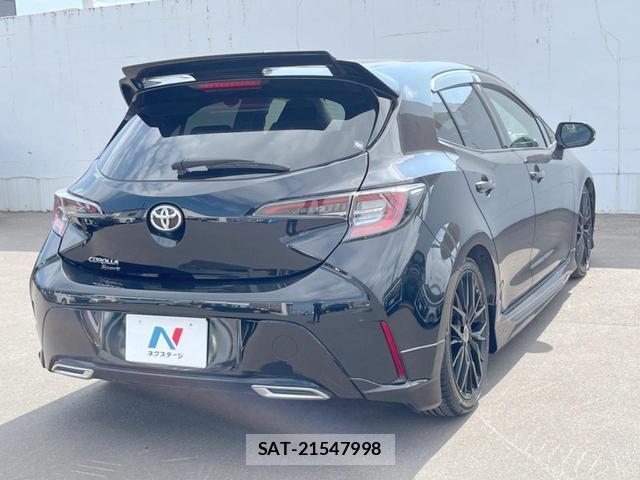 Toyota COROLLA SPORT 2019-04 8010139-17