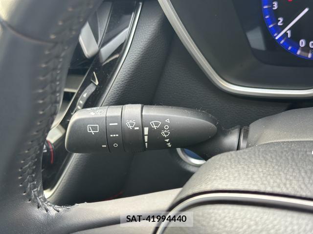 Toyota COROLLA SPORT 2019-06 8010386-14