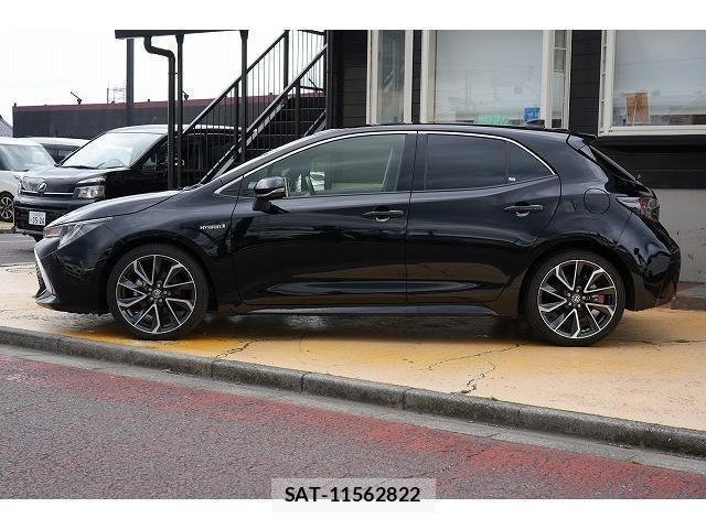 Toyota COROLLA SPORT 2021-02 8010394-1